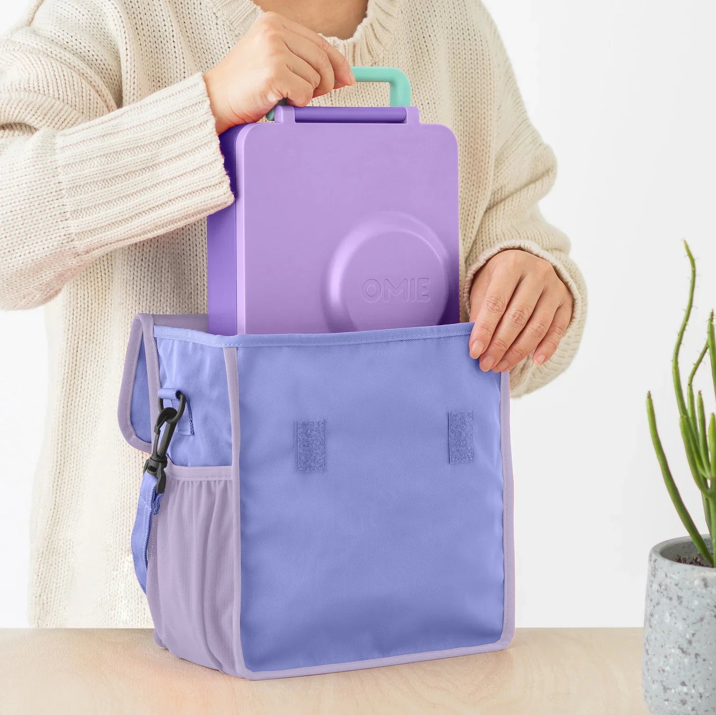 OmieTote (diverse culori)