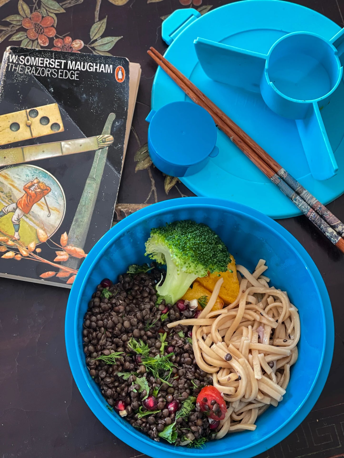 Cutie de salată Yumbox - turcoaz