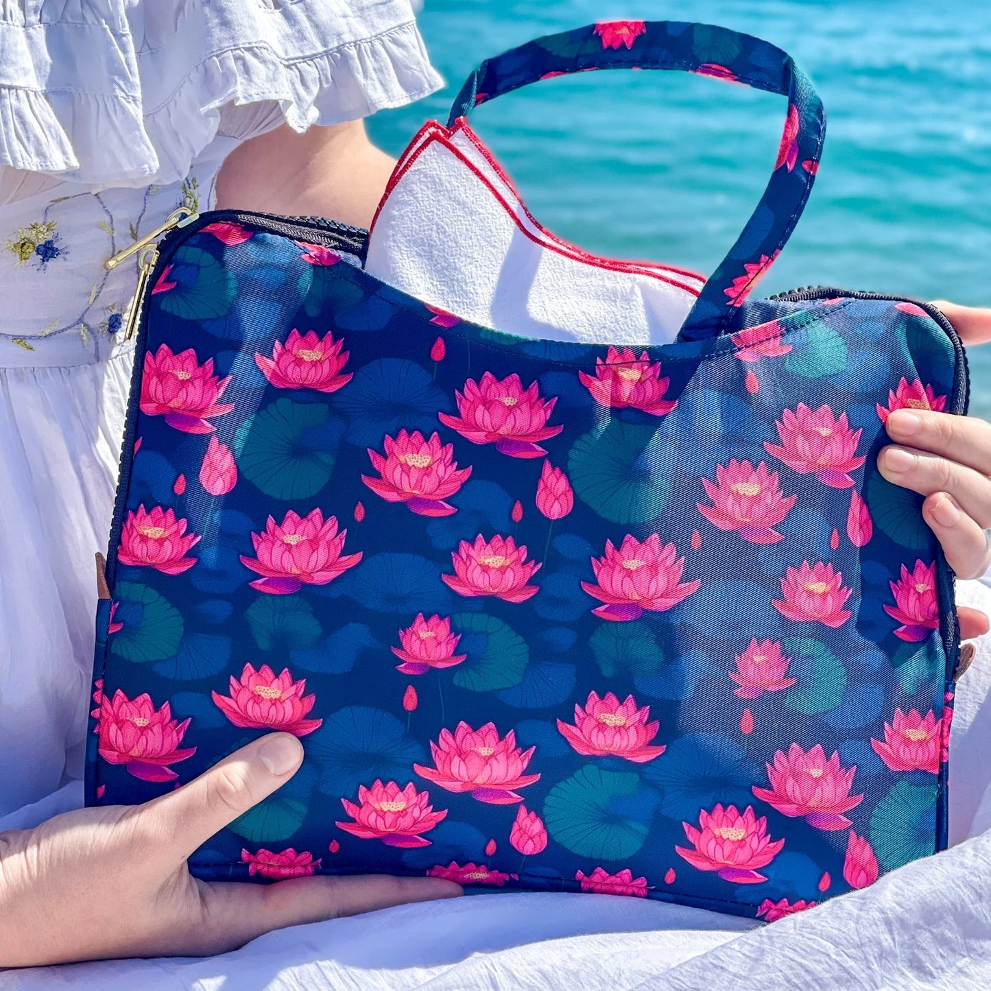 Yumbox Poche - Floare de lotus
