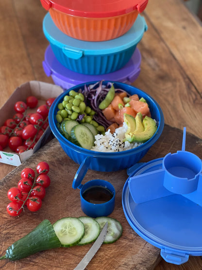Recipient pentru salate Yumbox - albastru închis