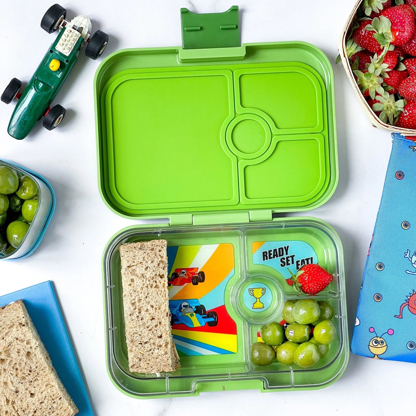 Yumbox Panino Matcha Green / Mașini de curse