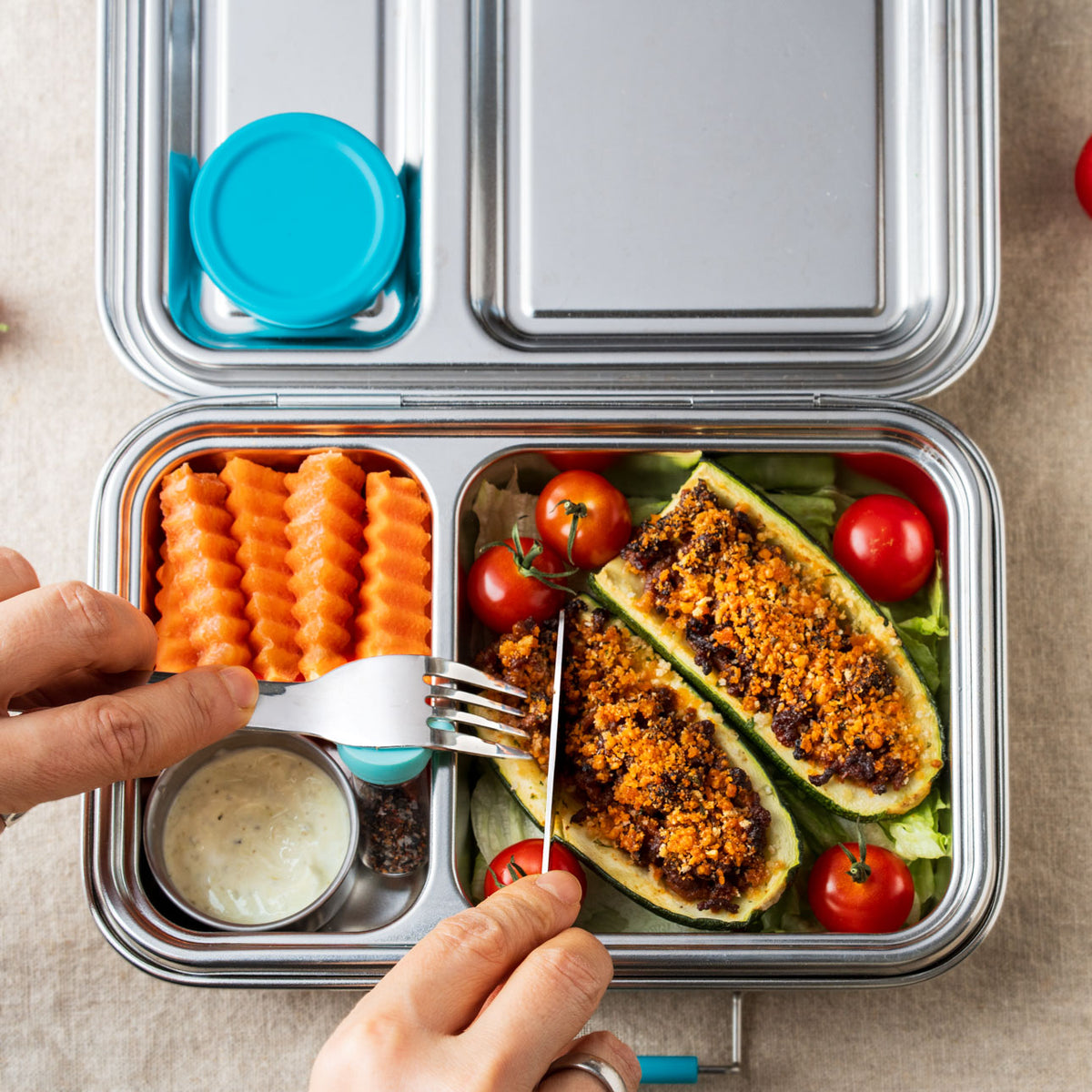 Set de tacâmuri Lekkabox Pocket cu husă